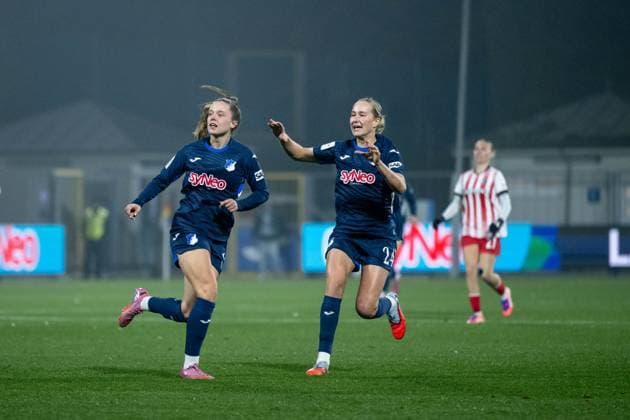 Valesca Ampoorter TSG Hoffenheim, 18 , Feli Delacauw TSG Hoffenheim, 24 celebrating the goal for 1 0, GER, TSG 1899 Hoffenheim vs SC Freiburg, Football Google Pixel Frauen Bundesliga, 9 Spieltag, Saison 2025 2026, 06 11 2025 DFB regulations prohibit any use of photographs as image sequences and or quasi video GER, TSG 1899 Hoffenheim vs SC Freiburg, Football Google Pixel Frauen Bundesliga, 9 Spieltag, Saison 2025 2026, 06 11 2025 Hoffenheim Copyright: xEibner-Pressefoto Memmlerx EP_MMR