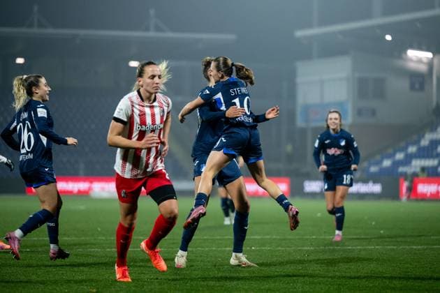 Marie Steiner TSG Hoffenheim, 19 , Franziska Harsch TSG Hoffenheim, 17 , Janna Grimm TSG Hoffenheim, 26 celebrate the goal for 2 1, GER, TSG 1899 Hoffenheim vs SC Freiburg, Football Google Pixel Womens Bundesliga, Matchday 9, Season 2025 2026, 06 11 2025 DFB regulations prohibit any use of photographs as image sequences and or quasi video GER, TSG 1899 Hoffenheim vs SC Freiburg, Fußball Google Pixel Frauen Bundesliga, 9 Spieltag, Saison 2025 2026, 06 11 2025 Hoffenheim Copyright: xEibner-Pressefoto Memmlerx EP_MMR