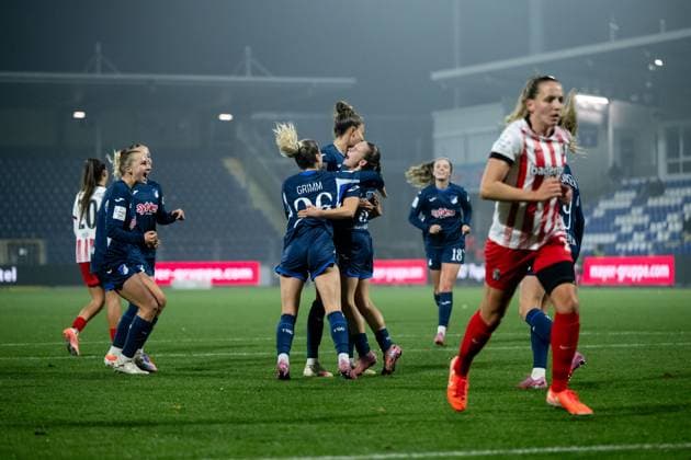 Marie Steiner TSG Hoffenheim, 19 , Franziska Harsch TSG Hoffenheim, 17 , Janna Grimm TSG Hoffenheim, 26 , Vanessa Diehm TSG Hoffenheim, 06 celebrate the goal for 2 1, GER, TSG 1899 Hoffenheim vs SC Freiburg, Football Google Pixel Women Bundesliga, 9 Spieltag, Saison 2025 2026, 06 11 2025 DFB regulations prohibit any use of photographs as image sequences and or quasi video GER, TSG 1899 Hoffenheim vs SC Freiburg, Fußball Google Pixel Frauen Bundesliga, 9 Spieltag, Saison 2025 2026, 06 11 2025 Hoffenheim Copyright: xEibner-Pressefoto Memmlerx EP_MMR