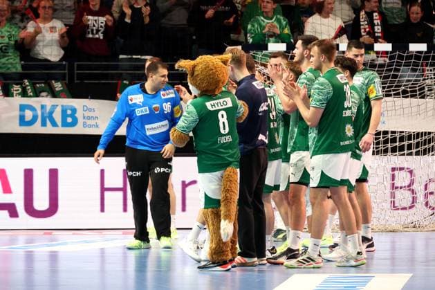 DEU, DHB Pokal, Fuechse Berlin vs Eisenach, 06 11 2025, Max Schmeling Halle, Berlin, DEU, DHB Pokal, Fuechse Berlin vs Eisenach, in the picture Fuechse player circle, Dejan Milosavljev Fuechse Berlin 96 nordphotoxGmbHx xEngler nph00076