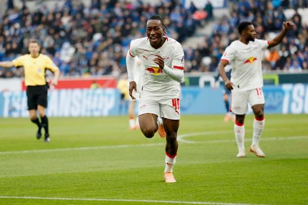 from left to right goal scorer Yan Diomande, cheers after his goal for 1 0, cheers, cheers after the goal, cheering, celebrated, cheers, cheering, emotions 08 11 2025, Football, Bundesliga, TSG Hoffenheim RB Leipzig, GER, Sinnsheim, PreZero Arena, DFL REGULATIONS PROHIBIT ANY USE OF PHOTOGRAPHS AS IMAGE SEQUENCES AND OR QUASI VIDEO Copyright: HMBxMedia xHeikoxBecker