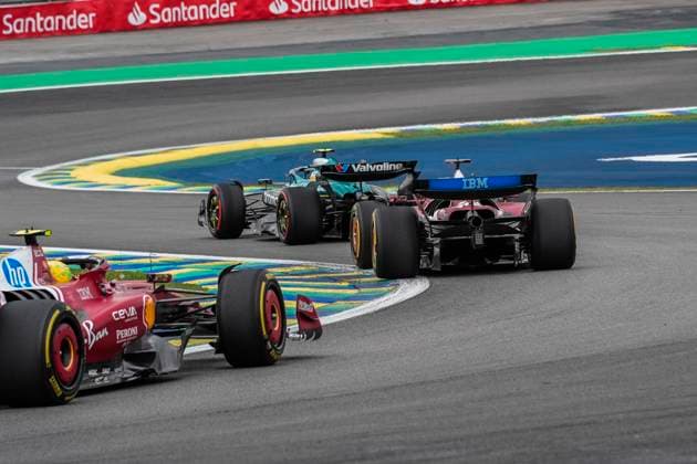 Formula 1 MSC Cruises Grande Prêmio de São Paulo 2025 Remy Midez OVERTAKE MAXPPP - São Paulo 08 11 2025 16 LECLERC Charles (mon), Scuderia Ferrari HP, action, 14 ALONSO Fernando (esp), Aston Martin Aramco Cognizant, action at the Formula 1 MSC Cruises Grande Prêmio de São Paulo 2025, the 21st round of the 2025 FIA Formula 1 World Championship, WM, Weltmeisterschaft at the Autódromo José Carlos Pace in São Paulo, interlaces, Brazil, from 6 to 9 November 2025 São Paulo Brazil Copyright: xOVERTAKE MAXPPPxRemyxMidezx OVT202511085475 OVT202511085475