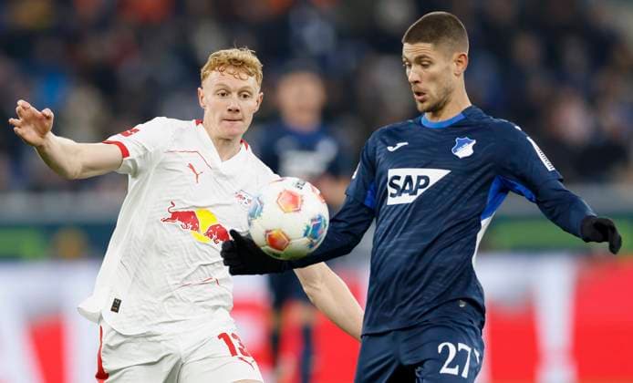 f l n r Nicolas Seiwald RB Leipzig, 13 and Andrej Kramaric TSG Hoffenheim, 27 , 08 11 2025, Football, Bundesliga, TSG Hoffenheim RB Leipzig, GER, Sinnsheim, PreZero Arena, DFL REGULATES PROHIBIT ANY USE OF PHOTOGRAPHS AS IMAGE SEQUENCES AND OR QUASI VIDEO Copyright: HMBxMedia xHeikoxBecker