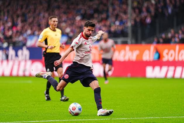 Goal shot Goal chance Anouar El Azzouzi Fortuna Duesseldorf, 08 GER, Holstein Kiel vs Fortuna Duesseldorf, Football, 2 Bundesliga, Matchday 12, Season 2025 2026, 09 11 2025 DFL REGULATIONS PROHIBIT ANY USE OF PHOTOGRAPHS AS IMAGE SEQUENCES AND OR QUASI VIDEO GER, Holstein Kiel vs Fortuna Duesseldorf, Football, 2 Bundesliga, Matchday 12, Season 2025 2026, 09 11 2025 Kiel Copyright: xEibner-Pressefoto MarcelxvonxFehrnx EP_MFN