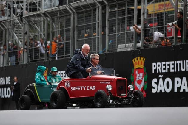 F1 - SAO PAULO GRAND PRIX 2025 Drivers parade, MAYLANDER Bernd (ger), FIA Safety Car Driver, portrait during the 2025 Formula 1 Grande Premio de Sao Paulo, 2025 Sao Paulo Grand Prix, 21th round of the 2025 FIA Formula One World Championship, WM, Weltmeisterschaft from November 7 to 9, 2025 on the Interlagos, in Sao Paulo, Brazil - Sao PauloBrazil Copyright: xANTONINxVINCENTx
