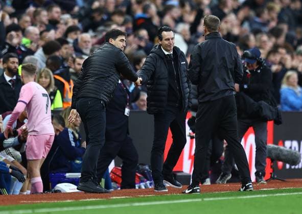 Unai Emery manager of Aston Villa shakes hands with Andoni Iraola manager of Bournemouth after the match Aston Villa v AFC Bournemouth, Premier League, Football, Villa Park, Birmingham, UK - 09 Nov 2025Birmingham Villa Park United Kingdom EDITORIAL USE ONLY No use with unauthorised audio, video, data, fixture lists, club league logos or live services. Online in-match use limited to 120 images, no video emulation. No use in betting, games or single club league player publications. Copyright: xMichaelxZemanek Shutterstockx 15702250ay