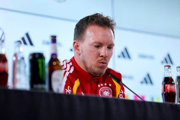 Bundestrainer Julian Nagelsmann (Germany) stellt sich bei der Pressekonferenz den Fragen der Journalisten, , Pressekonferenz mit Bundestrainer Julian Nagelsmann, Volkswagen Arena am 10. November 2025 in Wolfsburg, Deutschland. (Foto von Marco Steinbrenner DeFodi Images) Bundestrainer Julian Nagelsmann (Germany) answers journalists questions at the press conference, PK, Pressekonferenz , Pressekonferenz mit Bundestrainer Julian Nagelsmann, Volkswagen Arena, November 10, 2025 in Wolfsburg, Germany. (Photo by Marco Steinbrenner DeFodi Images) DFL regulations prohibit any use of photographs as image sequences and or quasi-video. Bundestrainer Julian Nagelsmann Germany answers journalists questions at the press conference, , Press conference with Bundestrainer Julian Nagelsmann, Volkswagen Arena, November 10, 2025 in Wolfsburg, Germany Photo by Marco Steinbrenner DeFodi Images Bundestrainer Julian Nagelsmann Germany answers journalists questions at the press conference, , Press conference with national coach Julian Nagelsmann, Volkswagen Arena, November 10, 2025 in Wolfsburg, Germany Photo by Marco Steinbrenner DeFodi Images DFL regulations prohibit any use of photographs as image sequences and or quasi video