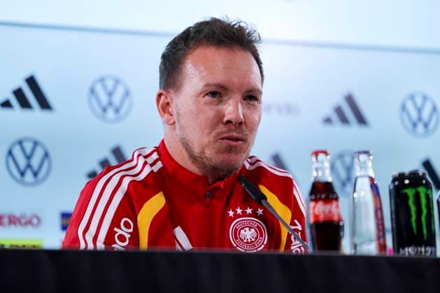 Bundestrainer Julian Nagelsmann (Germany) stellt sich bei der Pressekonferenz den Fragen der Journalisten, , Pressekonferenz mit Bundestrainer Julian Nagelsmann, Volkswagen Arena am 10. November 2025 in Wolfsburg, Deutschland. (Foto von Marco Steinbrenner DeFodi Images) Bundestrainer Julian Nagelsmann (Germany) answers journalists questions at the press conference, PK, Pressekonferenz , Pressekonferenz mit Bundestrainer Julian Nagelsmann, Volkswagen Arena, November 10, 2025 in Wolfsburg, Germany. (Photo by Marco Steinbrenner DeFodi Images) DFL regulations prohibit any use of photographs as image sequences and or quasi-video. Bundestrainer Julian Nagelsmann Germany answers journalists questions at the press conference, , Press conference with Bundestrainer Julian Nagelsmann, Volkswagen Arena, November 10, 2025 in Wolfsburg, Germany Photo by Marco Steinbrenner DeFodi Images Bundestrainer Julian Nagelsmann Germany answers journalists questions at the press conference, , Press conference with national coach Julian Nagelsmann, Volkswagen Arena, November 10, 2025 in Wolfsburg, Germany Photo by Marco Steinbrenner DeFodi Images DFL regulations prohibit any use of photographs as image sequences and or quasi video