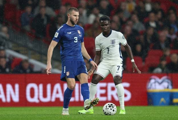 . - England v Serbia, FIFA World Cup, WM, Weltmeisterschaft, Fussball Qualifier, Group K, League Phase, Wembley Stadium, London, England. - 13th November 2025. (C) Daniel Weir Crystal Pix Strahinja Pavlovic of Serbia. - England v Serbia, FIFA World Cup Qualifier, Group K, League Phase, Wembley Stadium, London, England. - 13th November 2025. (C) Daniel Weir Crystal Pix London Wembley Stadium United Kingdom Copyright: xDanielxWeirx CP_England_Serbia_131125_DW68