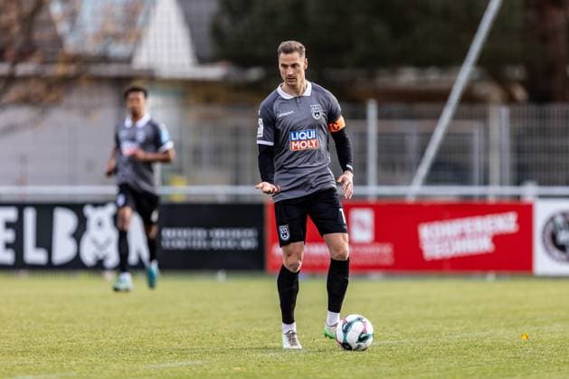 Soccer, Season 2025 2026, Test match 3 Liga, Bundesliga , Sportanlage Im Lohma Koblach, 14 Matchday, SCR Altach SSV Ulm 1846 Soccer, 14 11 2025 14 11 2025, Soccer, Season 2025 2026, Test match 3 Liga, Bundesliga , Sportanlage Im Lohma Koblach, 14 Matchday, SCR Altach SSV Ulm 1846 Soccer, cropped single image 14 Dennis Dressel SSV Ulm 1846 Soccer photo Lucca Fundel Koblach Sportanlage Im Lohma Voralberg Austria