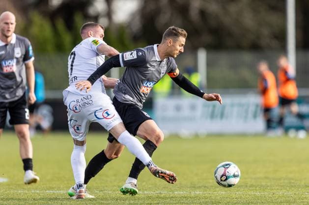 Soccer, Season 2025 2026, Test match 3 Liga, Bundesliga , Sports facility Im Lohma Koblach, 14 Matchday, SCR Altach SSV Ulm 1846 Soccer, 14 11 2025 14 11 2025, Soccer, Season 2025 2026, Test match 3 Liga, Bundesliga , Sportanlage Im Lohma Koblach, 14 Matchday, SCR Altach SSV Ulm 1846 Football, f l 17 Lukas Jäger SCR Altach , 14 Dennis Dressel SSV Ulm 1846 Football Photo Lucca Fundel Koblach Sportanlage Im Lohma Voralberg Austria