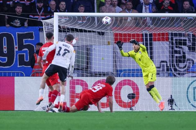 Michael Omosanya Luxembourg Luxembourg catches a shot from Florian Wirtz 17 Germany , Luxembourg vs Germany, Football, Men, World Cup Qualification, International, Group stage, Group A, Stade de Luxembourg, UEFA,14 11 2025 Luxembourg City Luxembourg Copyright: xkolbert-press MartinxAgüerax