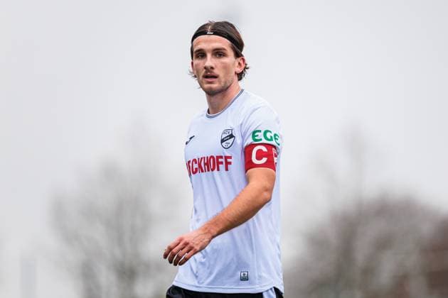 Julian Stark SC Verl, 07 GER, 1 FC Gievenbeck vs SC Verl, Football, Westfalenpokal, Viertelfinale, Spielzeit 2025 2026, 15 11 2025 DFL Regulations prohibit any use of photographers as image sequences and or quasi video GER, 1 FC Gievenbeck vs SC Verl, Football, Westfalenpokal, Viertelfinale, Spielzeit 2025 2026, 15 11 2025 M nster Copyright: xEibner-Pressefoto JanxRollingerx EP_JSK