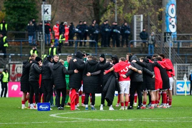 SV Babelsberg 03 FC Energie Cottbus, State Cup, Quarter-final, Season 25 26, Football, 15 11 2025, Potsdam, Photo Benjamin Feller Cottbus, SV Babelsberg 03 FC Energie Cottbus, State Cup Brandenburg, Quarter-final, Season 25 26, Football, 15 11 2025, Potsdam Potsdam Karl Liebknecht Stadion Brandenburg Deutschalnd Copyright: xBenjaminxFellerx