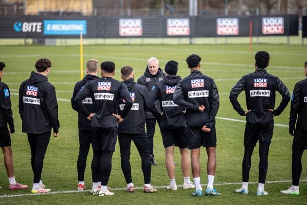 Football, Season 2025 2026, 3 Liga, Training ground at the Donaustadion, Public training SSV Ulm 1846 Football, 17 11 2025 17 11 2025, Football, Season 2025 2026, 3 Liga, Training ground at the Donaustadion, Public training SSV Ulm 1846 Football, first session of new head coach Pavel Dotchev SSV Ulm 1846 Football Photo Lucca Fundel Ulm Training ground at the Donaustadion Baden Württemberg Germany
