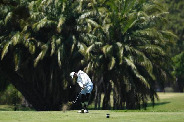 Cape Town Disabled Golf Open 2025 in Cape Town, South Africa Issa Nlareb A Amang from Cameroon in action during the Cape Town Disabled Golf Open 2025 in Cape Town, South Africa, on November 17, 2025. The Cape Town Disabled Golf Open celebrates inclusion, ability, and the remarkable talent of golfers with disabilities a true showcase of determination and community spirit. It is one of the top disabled golf tournaments in the world with an international field of competitors. People suffering from any number of physical disabilities including arm and leg amputees, hemiplegics, paraplegics, stroke victims, Les Autres, blind and deaf people that are able to grip the club with at least one hand and hit the ball can compete. Cape Town South Africa Copyright: xMatrixxImagesx xNicxBothmax