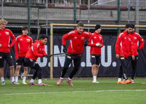 Soccer, Men, Season 2025 2026, 1 Bundesliga, 1 FC Union Berlin, Training, f l Tom Rothe 1 FC Union Berlin , David Preu 1 FC Union Berlin , Woo yeong Jeong 1 FC Union Berlin , Andrej Ilic 1 FC Union Berlin , Janik Haberer 1 FC Union Berlin , Livan Burcu 1 FC Union Berlin , Rani Khedira 1 FC Union Berlin , 18 11 2025, Copyright: xMatthiasxKochx