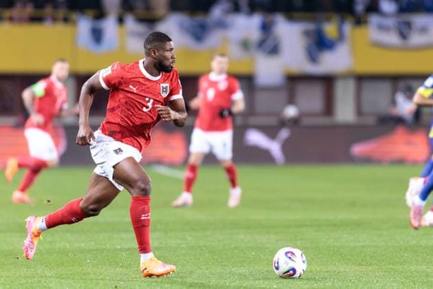 SOCCER - FIFA WC quali, AUT vs BIH VIENNA,AUSTRIA,18.NOV.25 - FIFA World Cup, WM, Weltmeisterschaft, Fussball 2026, European Qualifiers, group stage, OEFB international match, Länderspiel, Nationalmannschaft Austria vs Bosnia and Herzegovina. Image shows Kevin Danso (AUT). GEPAxpictures xArminxRauthner