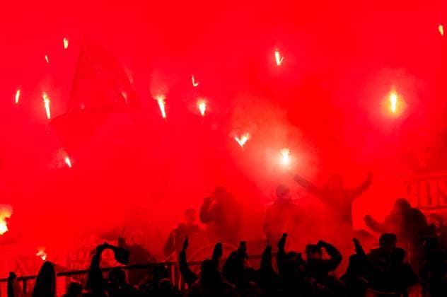 SOCCER - FIFA WC quali, AUT vs BIH VIENNA,AUSTRIA,18.NOV.25 - FIFA World Cup, WM, Weltmeisterschaft, Fussball 2026, European Qualifiers, group stage, OEFB international match, Länderspiel, Nationalmannschaft Austria vs Bosnia and Herzegovina. Image shows fans of BIH. GEPAxpictures xEdgarxEisner
