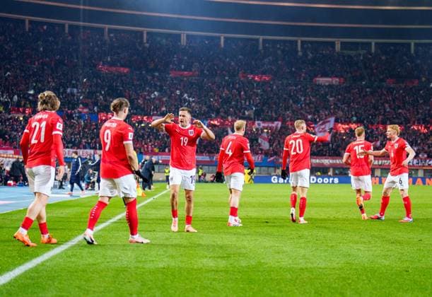 SOCCER - FIFA WC quali, AUT vs BIH VIENNA,AUSTRIA,18.NOV.25 - FIFA World Cup, WM, Weltmeisterschaft, Fussball 2026, European Qualifiers, group stage, OEFB international match, Länderspiel, Nationalmannschaft Austria vs Bosnia and Herzegovina. Image shows the rejoicing of AUT. GEPAxpictures xEdgarxEisner
