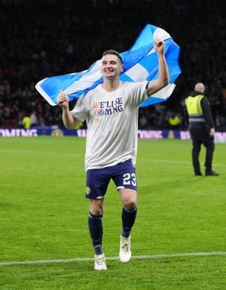 Kenny McLean of Scotland celebrates at full-time after beating Denmark 4-2 to qualify for FIFA World Cup, WM, Weltmeisterschaft, Fussball 2026. Scotland v Denmark, FIFA 2026 World Cup Qualifying, Group C, Football, Hampden Park, Glasgow, Scotland, UK - 18 Nov 2025Glasgow Hampden Park United Kingdom EDITORIAL USE ONLY No use with unauthorised audio, video, data, fixture lists, club league logos or live services. Online in-match use limited to 120 images, no video emulation. No use in betting, games or single club league player publications. Copyright: xStuartxWallace Shutterstockx 15846619cu