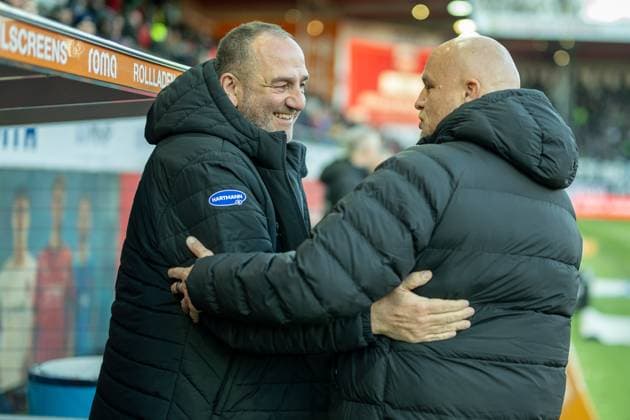 Frank Schmidt FC Heidenheim, Head Coach , Rouven Schroeder Borussia Moenchengladbach, Head of Sport , GER, 1 FC Heidenheim vs Borussia Moenchengladbach, Football, Bundesliga, Matchday 11, Season 2025 2026, 22 11 2025, DFL DFB REGULATES PROHIBIT ANY USE OF PHOTOGRAPHS AS IMAGE SEQUENCES AND OR QUASI VIDEO, GER, 1 FC Heidenheim vs Borussia Moenchengladbach, Football, Bundesliga, Matchday 11, Season 2025 2026, 22 11 2025 Heidenheim Copyright: xEibner-Pressefotox EP_EER