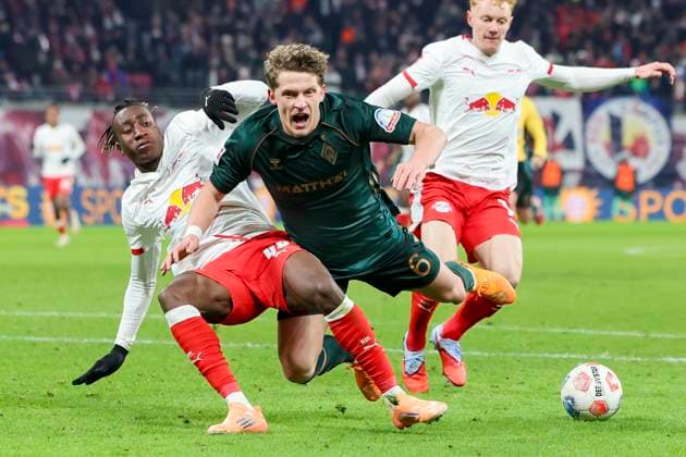 Yan Diomande RB Leipzig and Jens Stage Werder Bremen battle for the ball, Bundesliga, RB Leipzig v SV Werder Bremen, Red Bull Arena on November 23, 2025 in Leipzig, Germany Photo by Marco Steinbrenner DeFodi Images Yan Diomande RB Leipzig and Jens Stage Werder Bremen battle for the ball, Bundesliga, RB Leipzig v SV Werder Bremen, Red Bull Arena, November 23, 2025 in Leipzig, Germany Photo by Marco Steinbrenner DeFodi Images DFL regulations prohibit any use of photographs as image sequences and or quasi video