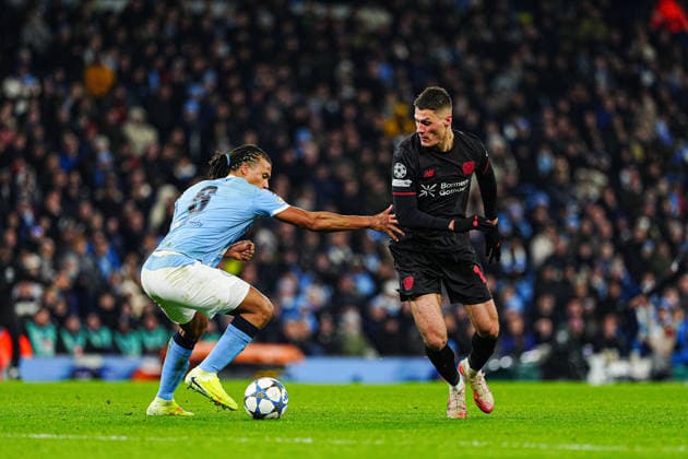 Nathan Ake Manchester City, 06 , Patrik Schick Bayer 04 Leverkusen, 14 ENG, Manchester City vs Bayer 04 Leverkusen, Football, UEFA Champions League, Matchday 5, Season 2025 2026, 25 11 2025 ENG, Manchester City vs Bayer 04 Leverkusen, Football, UEFA Champions League, Matchday 5, Season 2025 2026, 25 11 2025 Manchester Copyright: xEibner-Pressefoto MarcelxvonxFehrnx EP_MFN