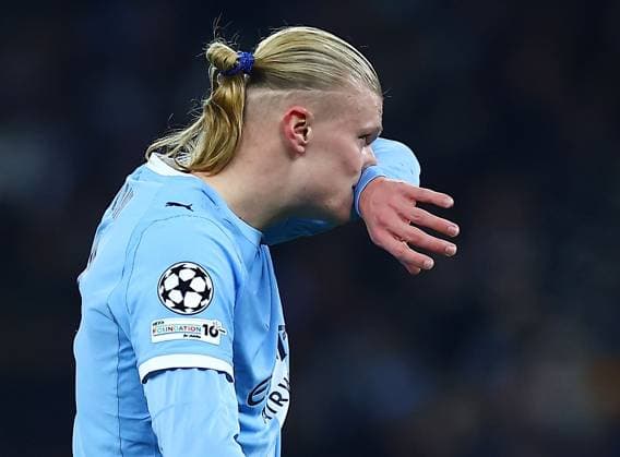 Erling Haaland of Manchester City looks dejected Manchester City v Bayer 04 Leverkusen, UEFA Champions League, Group Stage, Football, Etihad Stadium, Manchester, UK- 25 Nov 2025Manchester Etihad Stadium United Kingdom EDITORIAL USE ONLY No use with unauthorised audio, video, data, fixture lists, club league logos or live services. Online in-match use limited to 120 images, no video emulation. No use in betting, games or single club league player publications. Copyright: xMattxWest Shutterstockx 15927904ai