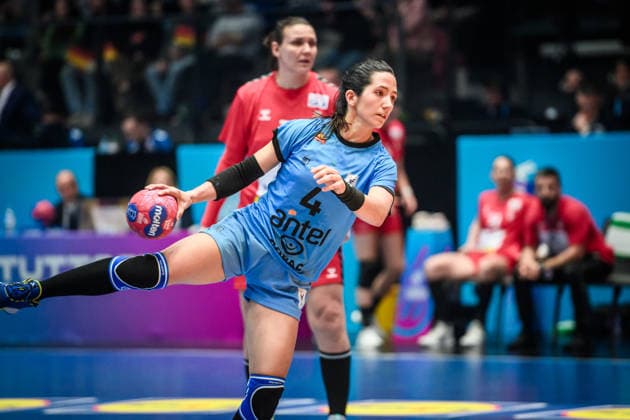 Martina Barreiro Guerra Uruguay, 04 GER, Serbia Uruguay, Handball World Championship, Preliminary Round, Group C, 26 11 2025 GER, Serbia Uruguay, Handball World Championship, Preliminary Round, Group C, 26 11 2025 Stuttgart Copyright: xSandyxDinkelackerx EP_SDR