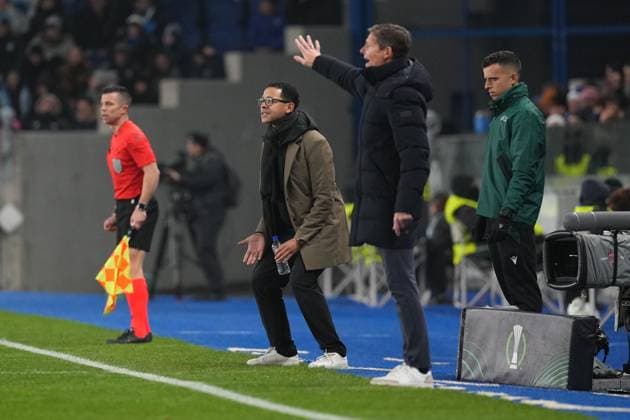 Strasbourg head coach Liam Rosenior and Crystal Palace coach Oliver Glasner Strasbourg v Crystal Palace, UEFA Conference League, Group Stage, Football, Stade de la Meinau Strasbourg, Strasbourg, France - 27 Nov 2025Strasbourg Stade de la Meinau Strasbourg France EDITORIAL USE ONLY No use with unauthorised audio, video, data, fixture lists, club league logos or live services. Online in-match use limited to 120 images, no video emulation. No use in betting, games or single club league player publications. Copyright: xDavexWinter Shutterstockx 15928086at