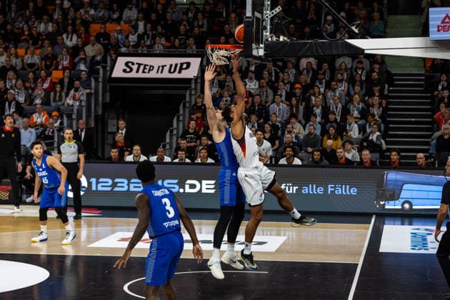 GER, FIBA Basketball World Cup 2027, European Qualifiers, Germany Israel 28 11 2025, Ratiopharm Arena, Neu Ulm, GER, FIBA Basketball World Cup 2027, European Qualifiers, Germany Israel Oscar da Silva Germany, No1 Â Photo Alexander Trienitz Neu Ulm Ratiopharm Arena Bayern Germany