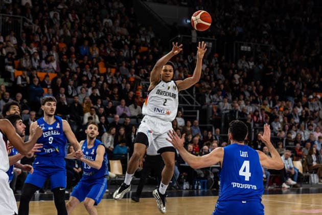 GER, FIBA Basketball World Cup 2027, European Qualifiers, Germany Israel 28 11 2025, Ratiopharm Arena, Neu Ulm, GER, FIBA Basketball World Cup 2027, European Qualifiers, Germany Israel Jack Kayil Germany, No2 Â Photo Alexander Trienitz Neu Ulm Ratiopharm Arena Bayern Germany