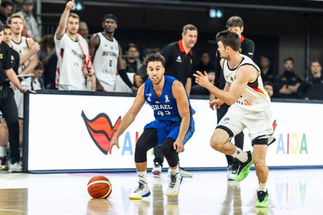 GER, FIBA Basketball World Cup 2027, European Qualifiers, Germany Israel 28 11 2025, Ratiopharm Arena, Neu Ulm, GER, FIBA Basketball World Cup 2027, European Qualifiers, Germany Israel Tamir Blatt Israel, No45 Â Photo Alexander Trienitz Neu Ulm Ratiopharm Arena Bayern Germany