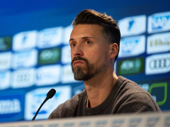 Press conference after the match, Sandro Wagner FC Augsburg, Head coach, Coach GER, TSG 1899 Hoffenheim vs FC Augsburg, Football, Men, 1 Bundesliga, Matchday 12, Season 2025 2026, 29 11 2025, DFL DFB REGULATIONS PROHIBIT ANY USE OF PHOTOGRAPHS AS IMAGE SEQUENCES AND OR QUASI VIDEO, GER, TSG 1899 Hoffenheim vs FC Augsburg, Football, Men, 1 Bundesliga, Matchday 12, Season 2025 2026, 29 11 2025 Sinsheim Copyright: xEibner-Pressefoto WolfgangxFrankx EP_WFK