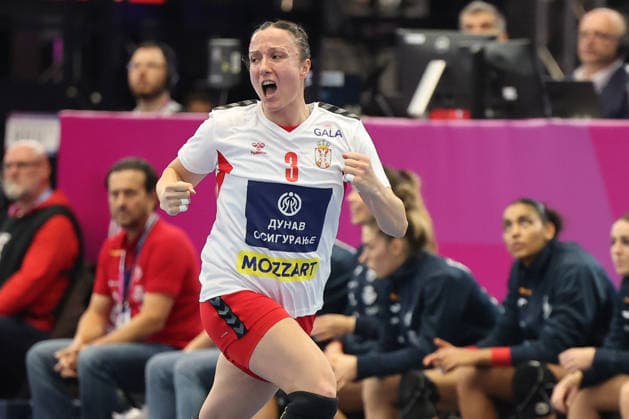 GER, Dortmund, 27th WommenÂs World Championship 2025, Main Round, Group II 1 Round Spain ESP vs Serbia SRB 02 12 2025, Westfalenhalle, Dortmund, GER, Dortmund, 27th WommenÂs World Championship 2025, Main Round, Group II 1 Round Spain ESP vs Serbia SRB , pictured Katarina Krpez Slezak SRB 3 , goal celebration jubilation jubilation jubilation jubilation, nordphotoxGmbHx xMeuter nph00351