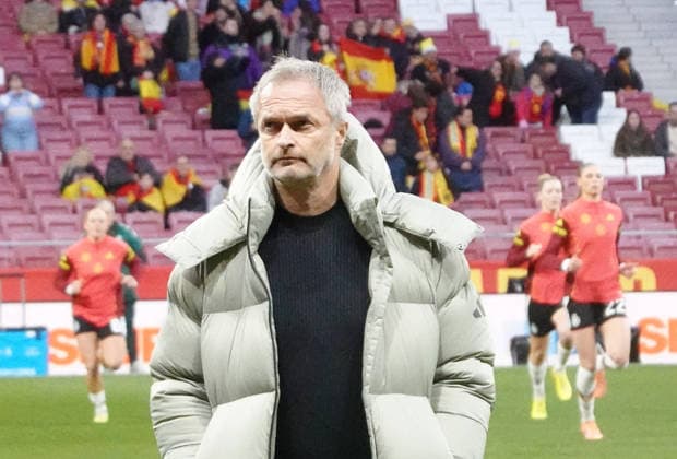Womens national coach Christian Wueck, ESP, Spain vs Germany, Womens Nations League, Final second leg, 2025 2026 season, 02 12 2025 ESP, Spain vs Germany, Womens Nations League, Final second leg, 2025 2026 season, 02 12 2025 Madrid Copyright: xEibner-Pressefoto JoergxNiebergax EP_JNL