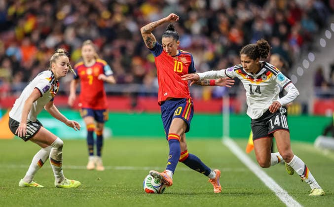 ESP, Madrid, Spain vs Germany, international match, football, UEFA, 2025 2026 season, Womens Nations League, Riyadh Air Metropolitano, final in picture f l Jennifer Hermoso Spain 10 , Cora Zicai Germany 14 DFB DFL REGULATIONS PROHIBIT ANY USE OF PHOTOGRAPHS AS IMAGE SEQUENCES AND OR QUASI VIDEO, 02 12 2025 Copyright: HMBxMedia HendrikxHamelau