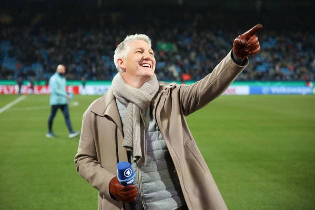 Bastian Schweinsteiger (ARD) GER, VfL Bochum gegen VfB Stuttgart, Fussball, DFB-Pokal, Achtelfinale, Spielzeit 2025 2026, 03.12.2025 DFL REGULATIONS PROHIBIT ANY USE OF PHOTOGRAPHS AS IMAGE SEQUENCES AND OR QUASI-VIDEO GER, VfL Bochum gegen VfB Stuttgart, Fussball, DFB-Pokal, Achtelfinale, Spielzeit 2025 2026, 03.12.2025 Bochum Copyright: xEibner-Pressefoto FrankxZeisingx EP_FZG