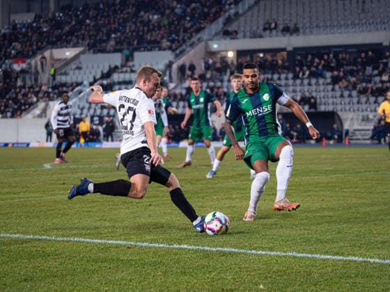 Finn Wortmann SG Wattenscheid 09, 27 vs David Winke FC Guetersloh, 17 SG Wattenscheid 09 vs FC Guetersloh, Football, Westphalia State Cup, quarter-finals, 2025 2026 season, 03 12 2025 SG Wattenscheid 09 vs FC Guetersloh, Football, Westphalia State Cup, quarter-finals, 2025 2026 season, 03 12 2025 Wattenscheid Copyright: xEibner-Pressefoto DamianxKruczynx EP_DKI