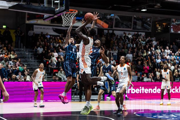 GER, BKT EuroCup, Season 2025 2026, Niners Chemnitz Turk Telekom Ankara 04 12 2025, Fair, Chemnitz, GER, BKT EuroCup, Season 2025 2026, Niners Chemnitz Turk Telekom Ankara Amadou Sow Niners Chemnitz, 12 Photo Alexander Trienitz Chemnitz Fair Saxony Germany