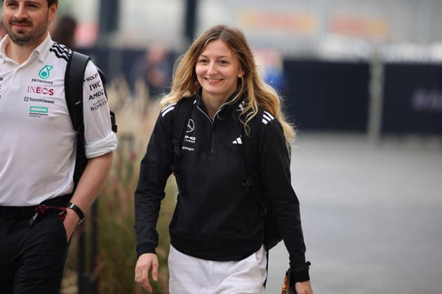 Doriane Pin Mercedes, F1 Academy Champion , ARE, Formula 1 World Championship, Abu Dhabi Grand Prix, Yas Marina Circuit, Friday, 05 12 2025 ARE, Formula 1 World Championship, Abu Dhabi Grand Prix, United Arab Emirates, Yas Marina Circuit, 05 12 2025 Abu Dhabi Copyright: xEibner-Pressefoto AnnikaxGrafx EP_AGF