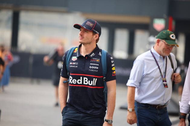 Max Verstappen Oracle Red Bull Racing, 01 , ARE, Formula 1 World Championship, Abu Dhabi Grand Prix, Yas Marina Circuit, Friday, 05 12 2025 ARE, Formula 1 World Championship, Abu Dhabi Grand Prix, United Arab Emirates, Yas Marina Circuit, 05 12 2025 Abu Dhabi Copyright: xEibner-Pressefoto AnnikaxGrafx EP_AGF