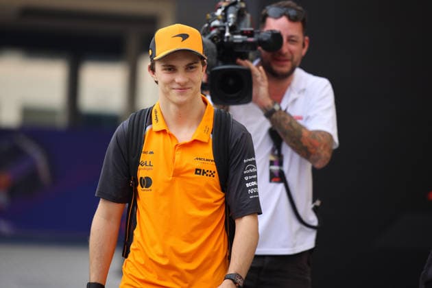Oscar Piastri McLaren Formula 1 Team, 81 , ARE, Formula 1 World Championship, Abu Dhabi Grand Prix, Yas Marina Circuit, Friday, 05 12 2025 ARE, Formula 1 World Championship, Abu Dhabi Grand Prix, United Arab Emirates, Yas Marina Circuit, 05 12 2025 Abu Dhabi Copyright: xEibner-Pressefoto AnnikaxGrafx EP_AGF