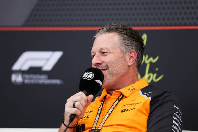 Zak Brown, Chief Executive Officer of McLaren , Practice, F1 Grand Prix of Abu Dhabi, on 05 December 2025 in Abu Dhabi, United Arab Emirates Photo by Diogo Cardoso DeFodi Images Zak Brown, Chief Executive Officer of McLaren , Practice, F1 Grand Prix of Abu Dhabi, Yas Marina Circuit on December 5, 2025 in Abu Dhabi, United Arab Emirates Photo by Diogo Cardoso DeFodi Images