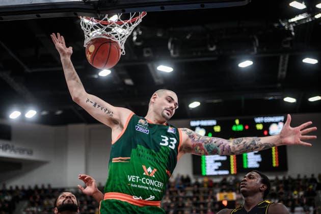 Maik Zirbes VET CONCEPT Gladiators Trier, 33 GER, MHP Riesen Ludwigsburg VET CONCEPT Gladiators Trier, easycredit BBL, Basketball, Bundesliga, 9 Matchday, Season 2025 2026, 06 12 2025 GER, MHP Riesen Ludwigsburg VET CONCEPT Gladiators Trier, easycredit BBL, Basketball, Bundesliga, 9 Matchday, Season 2025 2026, 06 12 2025 Ludwigsburg Copyright: xSandyxDinkelackerx EP_SDR