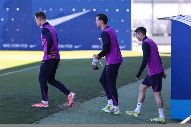 December 8, 2025, Sant Joan Despi, Barcelona, SPAIN: Marc-Andre ter Stegen, Wojciech Szczesny and Robert Lewandowski during the training day of FC Barcelona, Barca ahead UEFA Champions League 2025 26, football match against Eintracht Francfort‹â€¹ at Ciutat Esportiva Joan Gamper on December 08, 2025 in Sant Joan Despi, Barcelona, Spain. Sant Joan Despi SPAIN - ZUMAa181 20251208_zaa_a181_001 Copyright: xJavierxBorregox