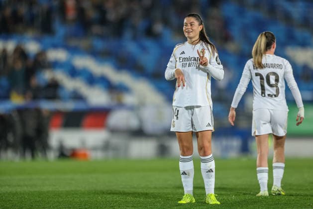ESP, Madrid, Real Madrid vs VfL Wolfsburg, Womens Champions League, Football, UEFA, Season 2025 2026, Alfredo di Stefano, 5 Matchday in picture Maria MÃ ndez Real Madrid 14 , Goal, joy, jubilation and emotion Gol, alegria, jubilo y emocion Goal for 1 0 against Wolfsburg DFB DFL REGULATIONS PROHIBIT ANY USE OF PHOTOGRAPHS AS IMAGE SEQUENCES AND OR QUASI VIDEO, 09 12 2025 Copyright: HMBxMedia HendrikxHamelau