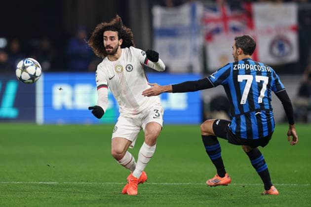 Marc Cucurella of Chelsea under pressure from Davide Zappacosta of Atalanta BC Atalanta v Chelsea, UEFA Champions League, Group Stage, Football, New Balance Arena, Bergamo, Italy- 09 Dec 2025Bergamo New Balance Arena Italy EDITORIAL USE ONLY No use with unauthorised audio, video, data, fixture lists, club league logos or live services. Online in-match use limited to 120 images, no video emulation. No use in betting, games or single club league player publications. Copyright: xTimxRogers Shutterstockx 16009886an