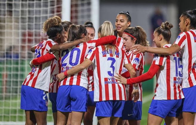 ESP, Madrid, Atletico Madrid vs FC Bayern Munich, Womens Champions League, Football, UEFA, 2025 2026 season, Centro Deportivo Wanda Alcala de Henares, 5 Matchday in picture Vilde Boe Risa Atlà tico Madrid 6 , Goal, joy, jubilation and emotion Gol, alegria, jubilo y emocion , 1 0 DFB DFL REGULATIONS PROHIBIT ANY USE OF PHOTOGRAPHS AS IMAGE SEQUENCES AND OR QUASI VIDEO, 10 12 2025 Copyright: HMBxMedia HendrikxHamelau